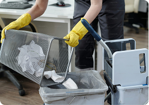 Außenreinigung & Abfall